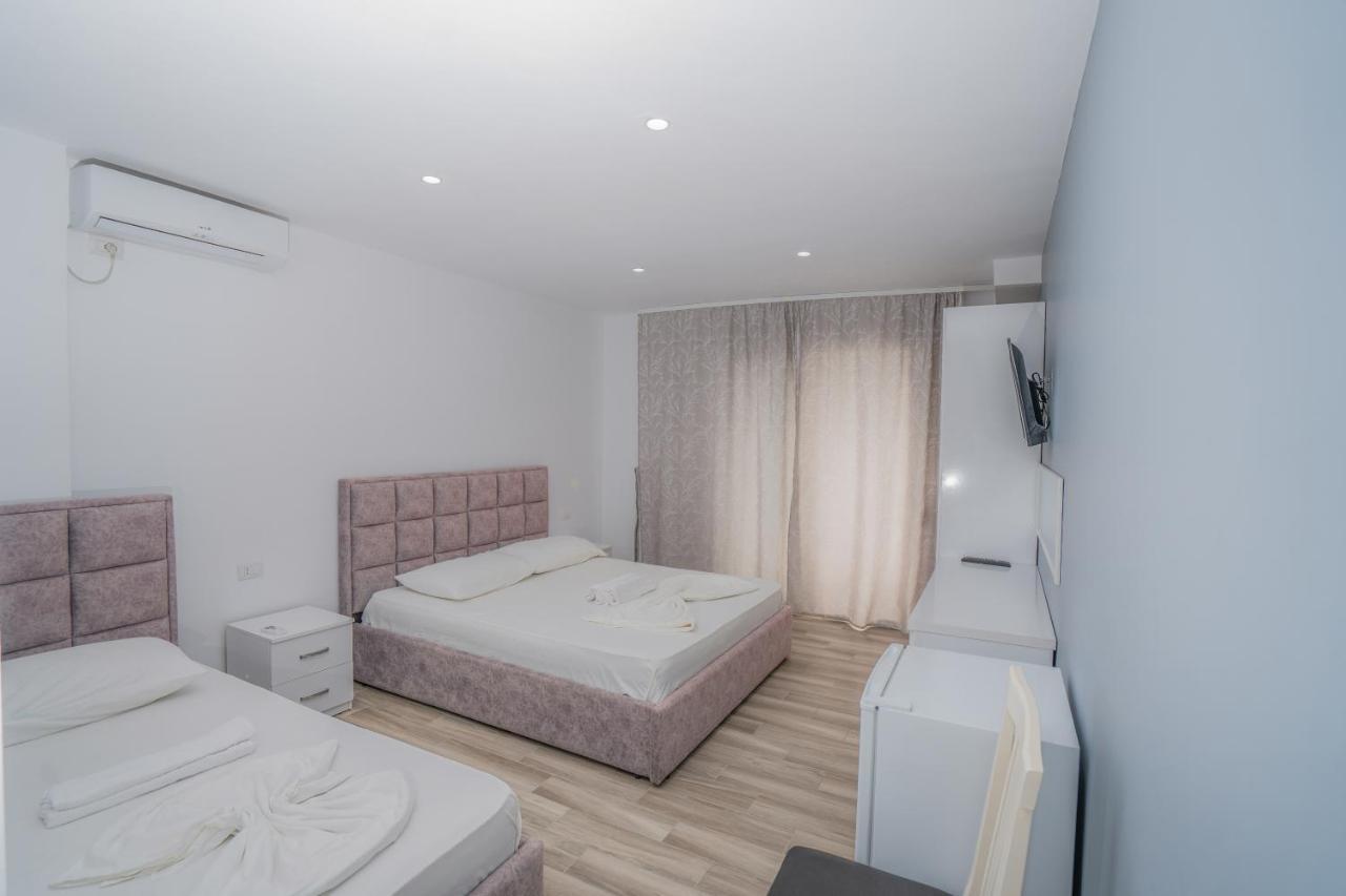 Hotel Klebrido Дуррес Екстер'єр фото