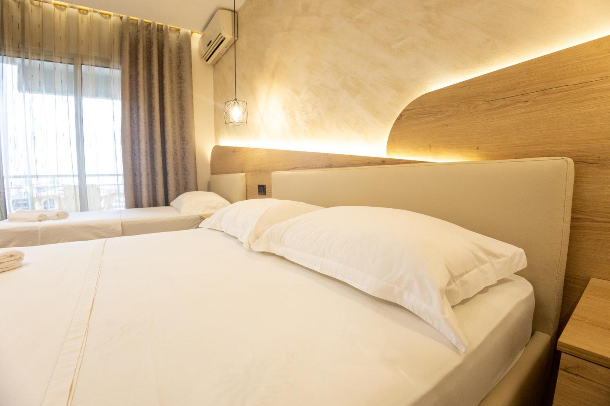 Hotel Klebrido Дуррес Екстер'єр фото